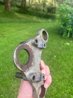 Horní nosník řídítek “brýle” na jawa, Čz - 6