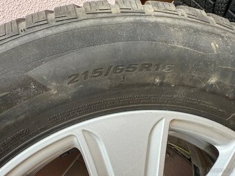 Prodam sadu kol zimni pneu 5x112  215/65 r16 - 6