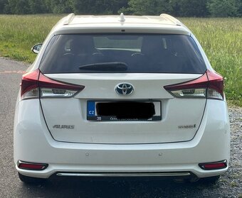 Toyota Auris Hybrid 1.8 VVT-i r.12/2018, naj.102xxxkm Bi-LED - 6