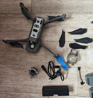 2 x DJI Mavic 2 pro + příslušenství - 6