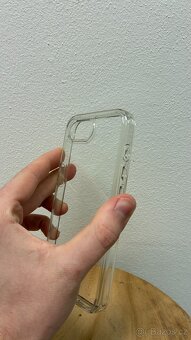 Spigen Ultra Hybrid Crystal Clear iPhone 16e - 6