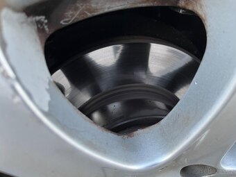 BMV  118 D  r.v.2005  2.0 Diesel - 6