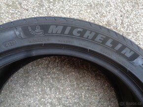 Letni pneu 235/40/18 Michelin - NOVÉ - 6