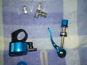 Sada na kolo - sedlo,držák,zvonek,ventilky a šroub - 6