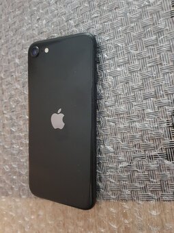 Iphone SE - 6