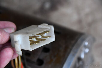 Jednofázový asynchronní elektromotor MEZ Mohelnice DPC 112-2 - 6