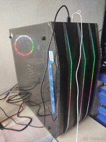 Herní počítač, monitor - 6