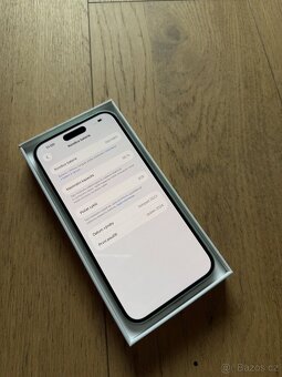 Apple iPhone 15 Plus 128GB zelený - 6