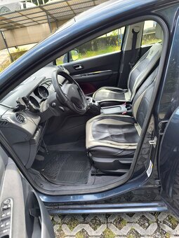 Prodám Peugeot 5008 1.6 Hdí 84kw - 6