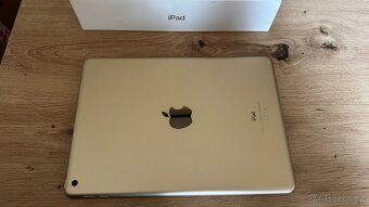 Apple iPad 7 32GB, příslušenství, 2600Kč - 6