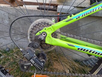 Author - chlapecké kolo - 6