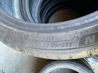 Letní pneu 225/40/18 - 6