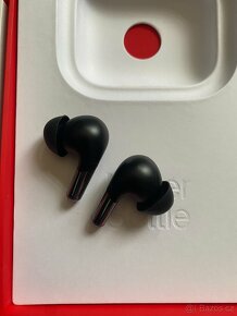 OnePlus Buds Pro 2, černá sluchátka - 6