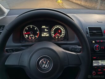 Volkswagen Touran - 6