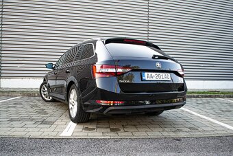 Škoda Superb Combi 2.0 TDI Style DSG AJ NA SPLATKY - 6