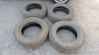 4ks letních pneu Goodyear 225/65/16C, dot24/22,6mm - 6