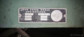 John Deere 630 - 6