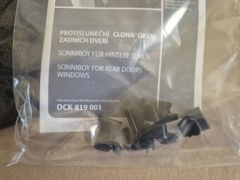 sluneční clony zadních bočních oken Škoda Superb II - 6