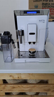 Automatický kávovar Delonghi Eletta Cappuccino Top - 6