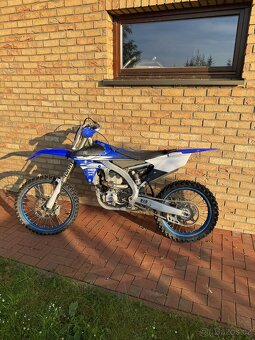 Prodám Yamahu YZ250F - 6