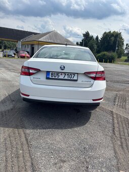 Škoda- Superb 3 -4.12.2015 rok výroby , 1,6 , 88 KW, AUTOMAT - 6