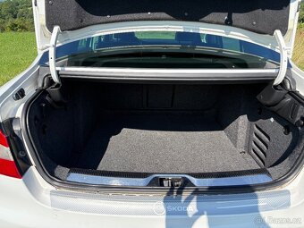 Škoda Superb II 2.0TDI 125kW DSG - R.v. 2009 - plně pojízdné - 6