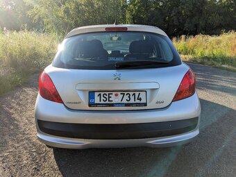 Peugeot 207 - 6