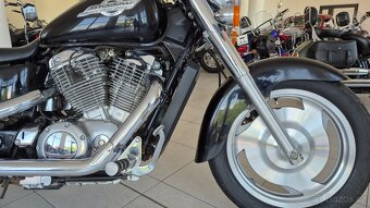 Honda vt 1100 shadow 19000km - 6