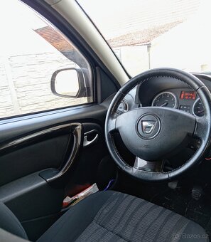 Dacia Duster 1.6 - 6