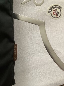 Péřový dámský kabát MONCLER - 6