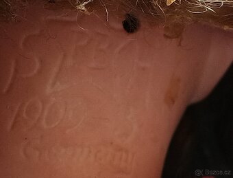 Prodam mrkaci porcelanovou panenku z roku 1909 - 6