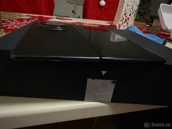 Honor Magic  V3 12/512GB BLACK, jako nový , karbonovy kryt - 6