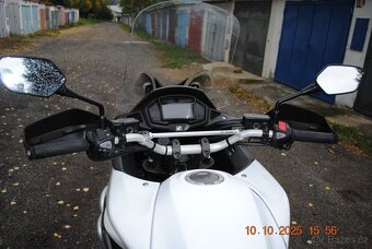 PRODÁM HONDU VFT 800X CROSSRUNNER 2016 NOVÝ MODEL - 6