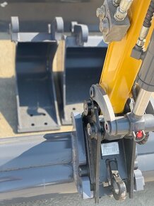 Pásový bagr XCMG - 6