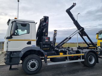 MAN 18.290 4x4 ČTYŘKOLKA RUKA HIAB A NOSIČ KONTEJNERU - 6