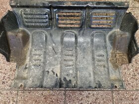 Kryt motoru Mitsubishi L200 - 6