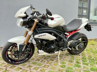 Triumph Speed triple 1050 - 6