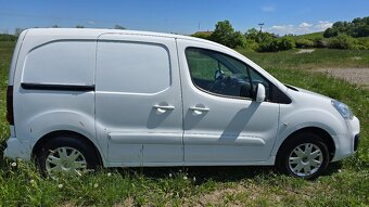 Citroen berlingo 1.6BlueHDi REZERVACE - 6