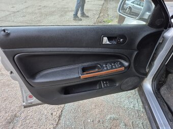 KOŽENÝ SEDAČKY + MODRÁ ALCANTARA VW PASSAT B5,5 - 6