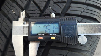 90% zimní kola 15" 5x114,3 Renault Megane 3 + TPMS - 6
