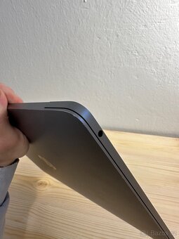 Apple MacBook Pro 13” 2017 256 GB Intel i5 8GB RAM - 6