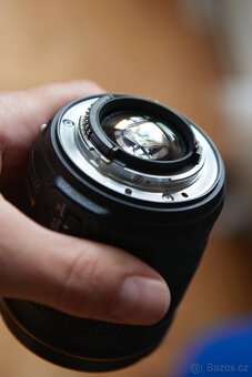 objektiv Nikon 28 mm f/1,8 - 6