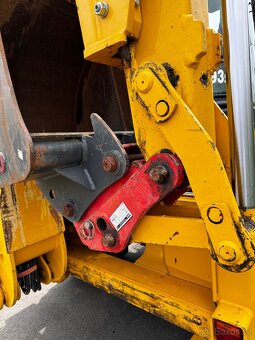 Komatsu WB93S-S - 6