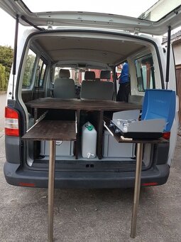 VW T5 2,0 TDI Transporter s úpravou na camper - 6
