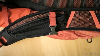 Batoh Osprey Talon 22 Earth Coral - 6