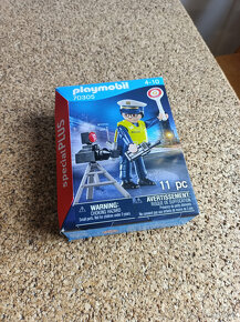 Playmobil 5689 – Přenosná policejní stanice - 6