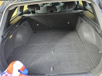 Prodám Kia Ceed kombi (spin), r.v.2021, m - 6