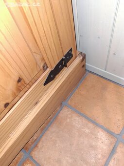 Skříň - borovice masiv - 6