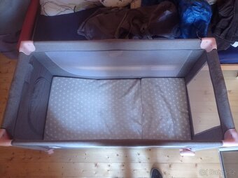 Cestovní postýlka - 6