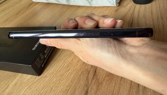 Samsung Galaxy S23 5G 8 GB / 128 GB - černý - 6